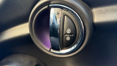 MINI Hatchback 1.5 Cooper Classic II 3dr Petrol Hatchback